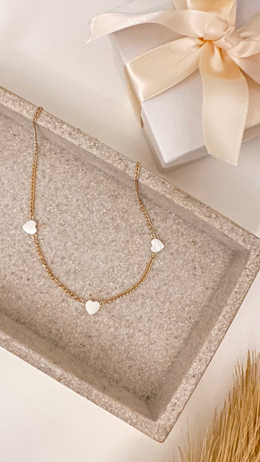 White heart necklace